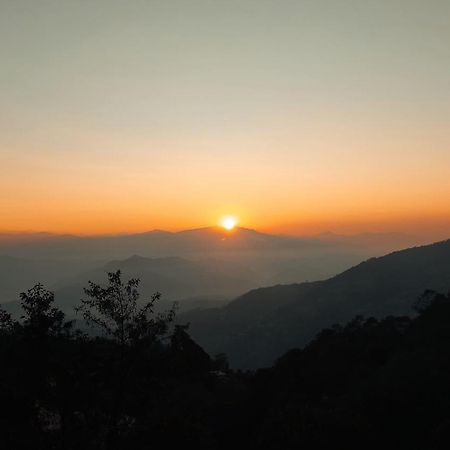Hotel Bhaktapur Inn Нагаркот Экстерьер фото